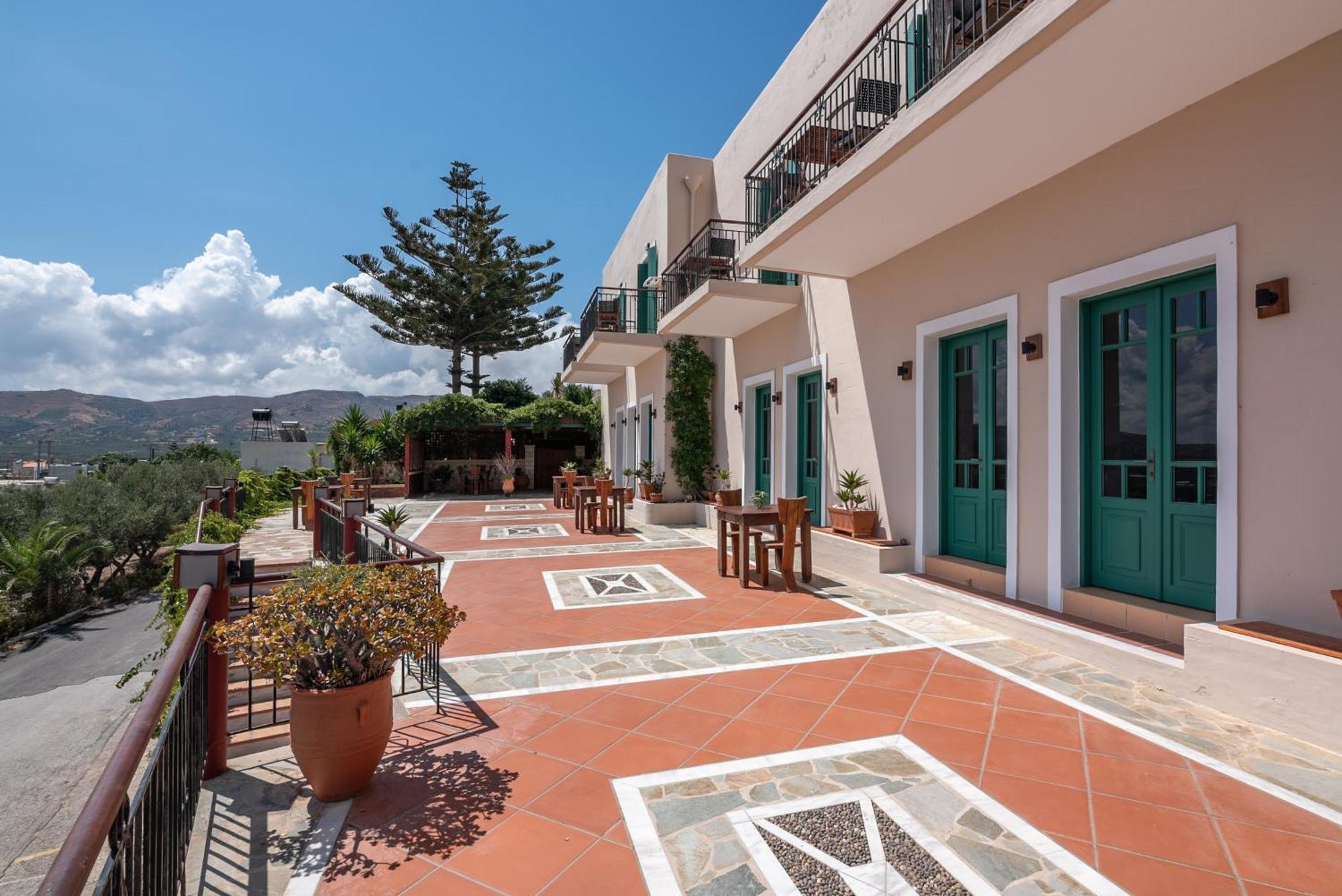 Kaliviani Traditional Hotel Киссамос Экстерьер фото